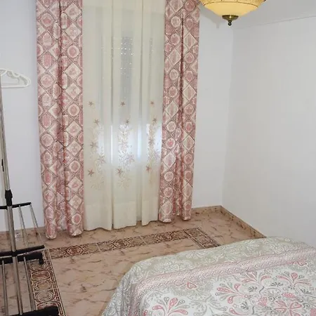 Cueva Rural Palmeras Holiday home *